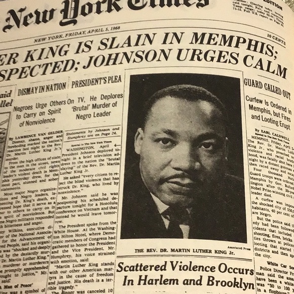 THE NEW YORK TIMES PAGE ONE HARDCOVER BOOK COMMEMORATIVE 1896-1996 - Picture 10 of 16